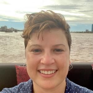 Meet your Posher, Cortney